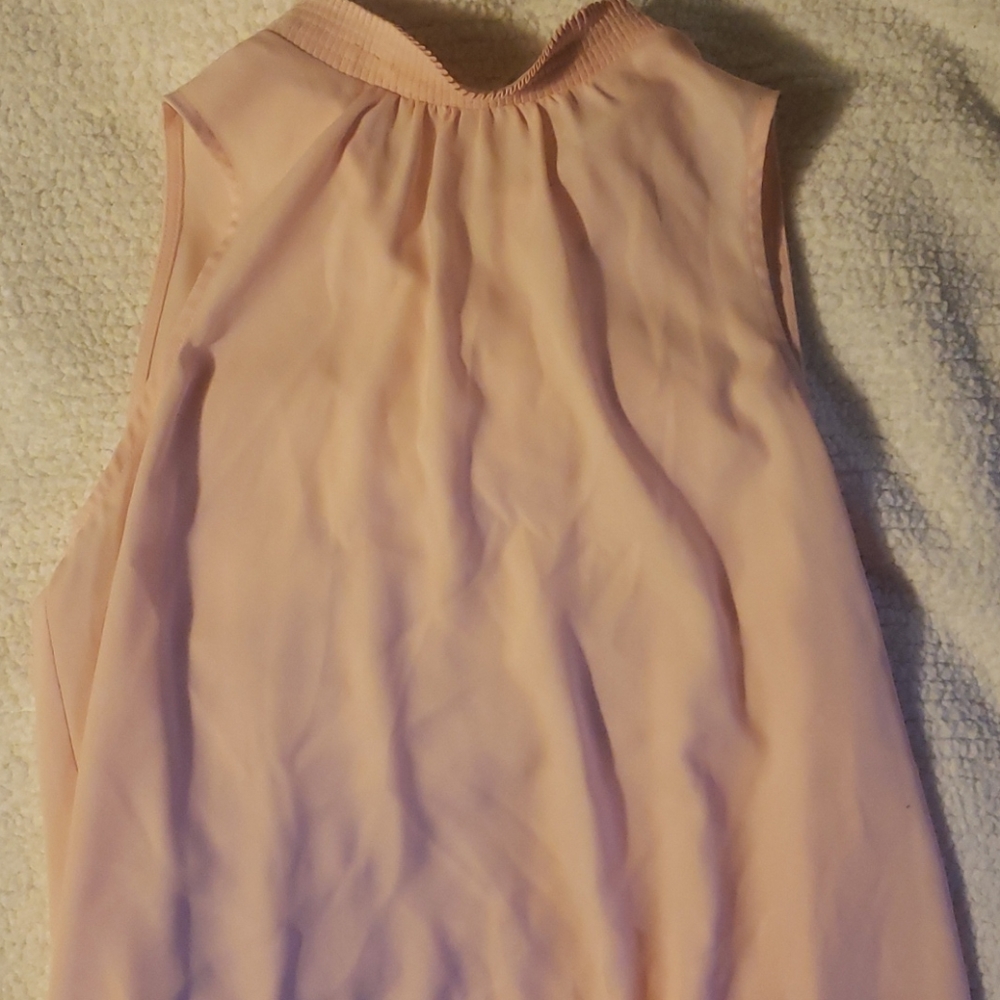 EUC light pink sleeveless shell